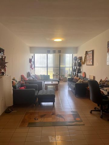🏠 3 חדרים — בורכוב, גבעתיים